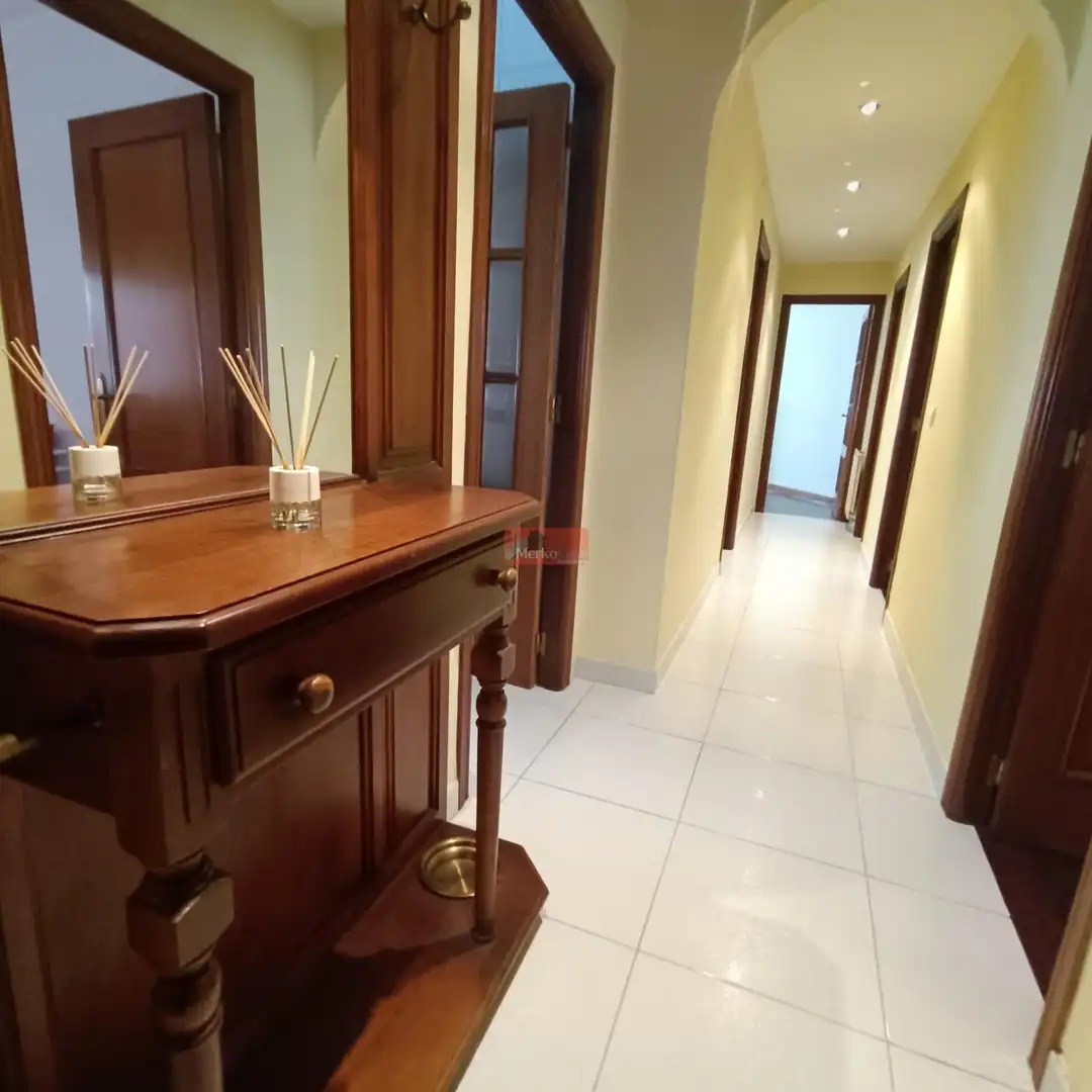 Flat for rent in Residencia - Abella