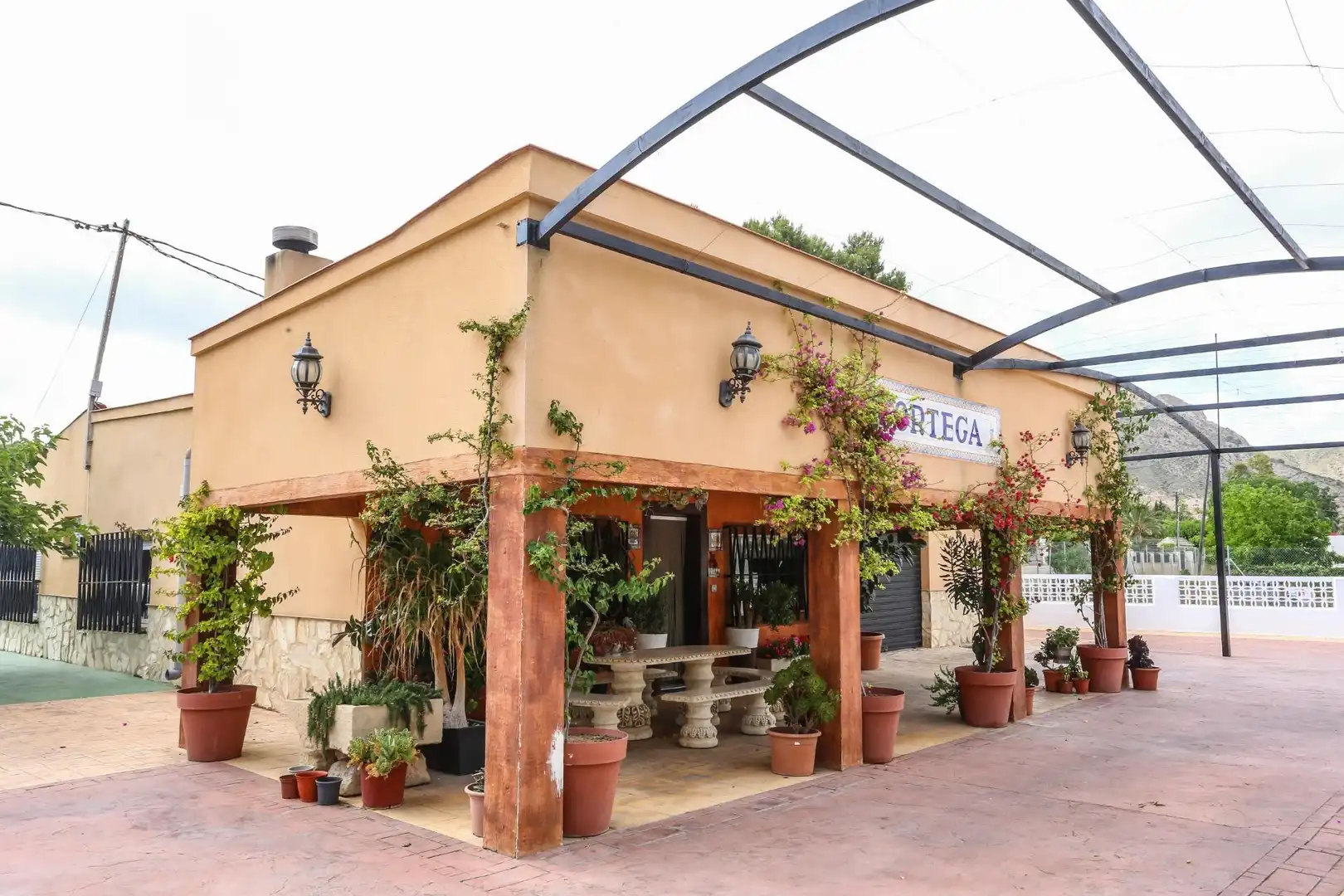 Casa o xalet en venda en Elda amb Aire condicionat, Calefacció i Jardí privat