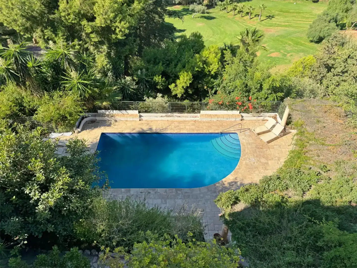 Piscina de Pis en venda en Málaga amb Jardí privat, Traster i Piscina