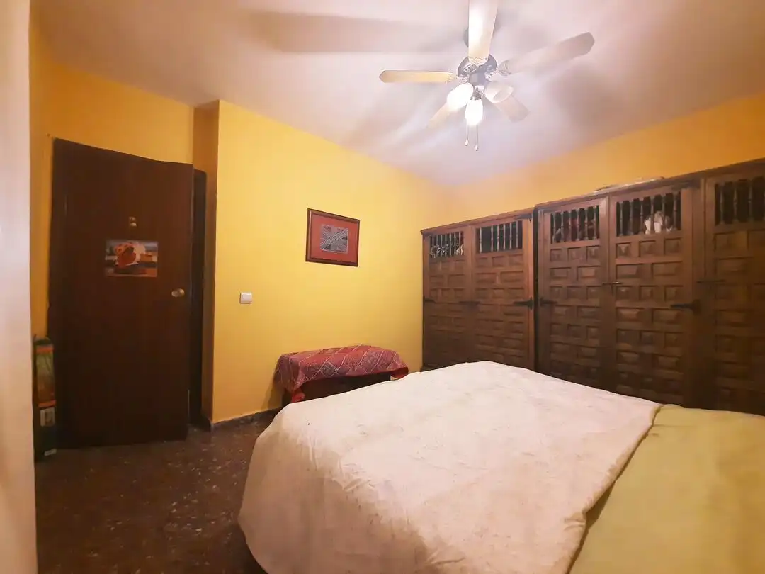 Schlafzimmer von Haus oder Chalet zum Verkauf in Escalona mit Heizung, Privatgarten und Abstellraum