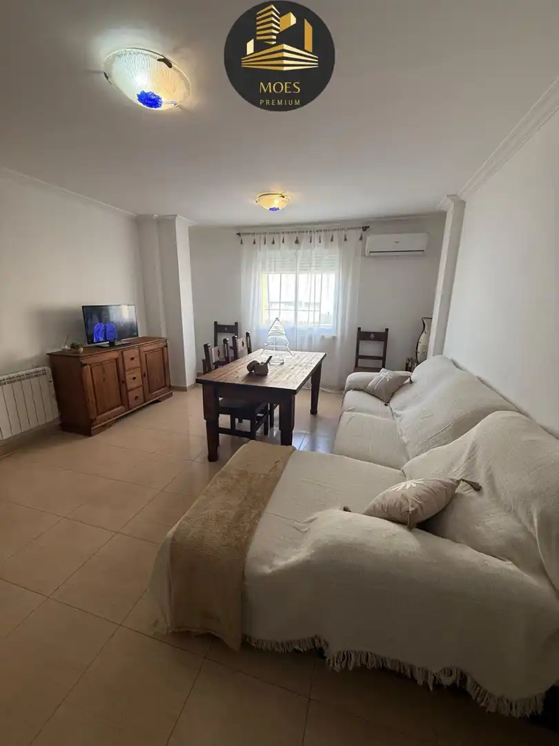 Sala de estar de Dúplex en venta en Úbeda con Aire acondicionado, Calefacción y Terraza
