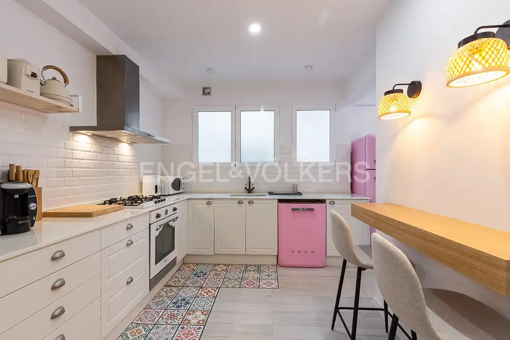 Cocina de Piso de alquiler en Valencia con Aire acondicionado, Calefacción y Amueblado