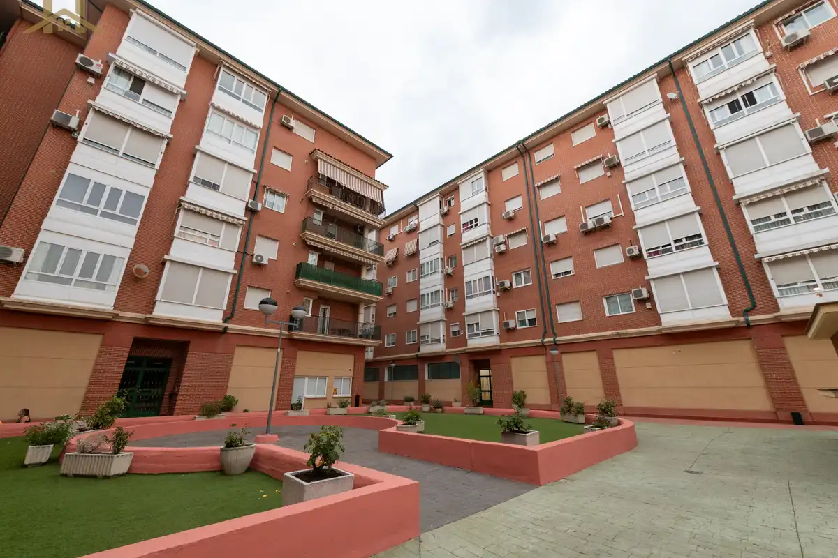 Vista exterior de Pis en venda en Torrejón de Ardoz amb Aire condicionat, Calefacció i Traster
