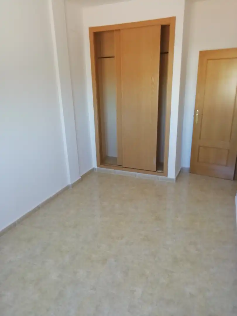 Habitación de Casa o chalet de alquiler en Polán con Calefacción, Terraza y Trastero