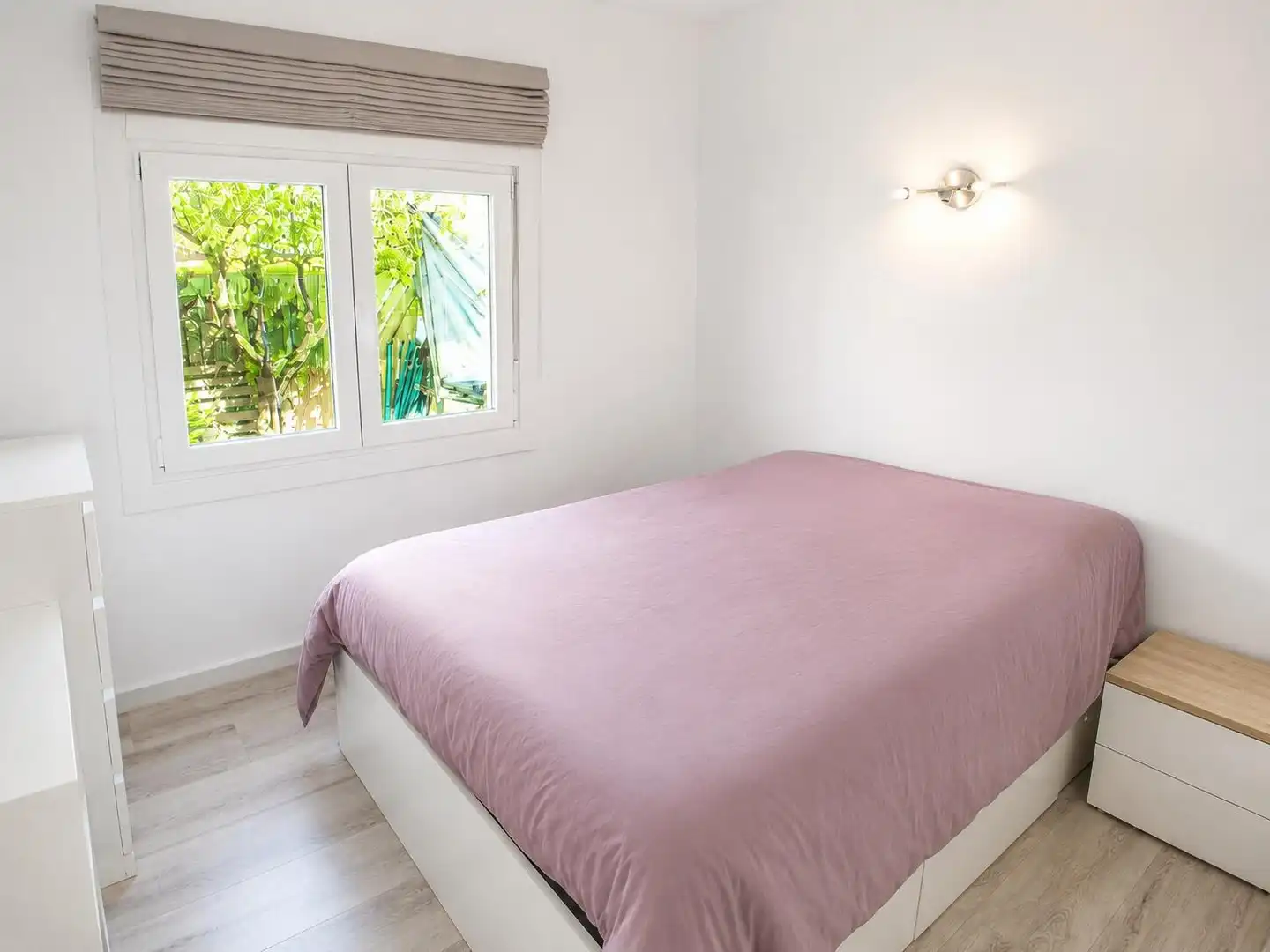 Habitación de Casa o chalet en venta en Bàscara con Aire acondicionado, Calefacción y Jardín privado