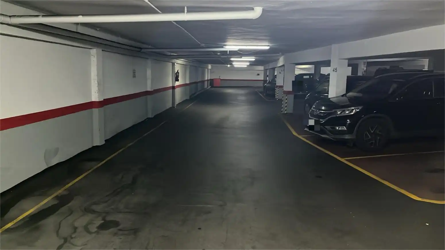 Parking de Piso en venta en Avilés con Calefacción, Parquet y Terraza