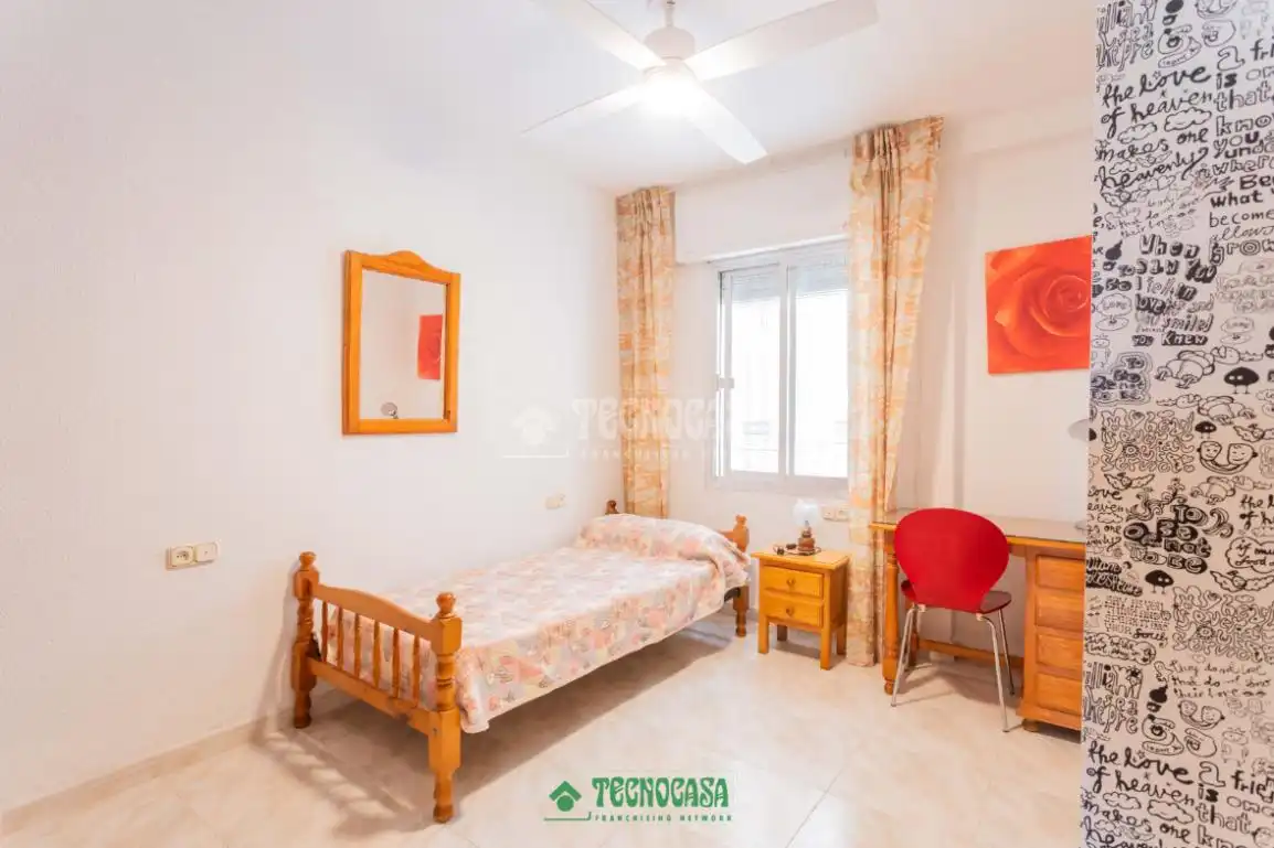 Bedroom of Flat for sale in Roquetas de Mar  with Terrace