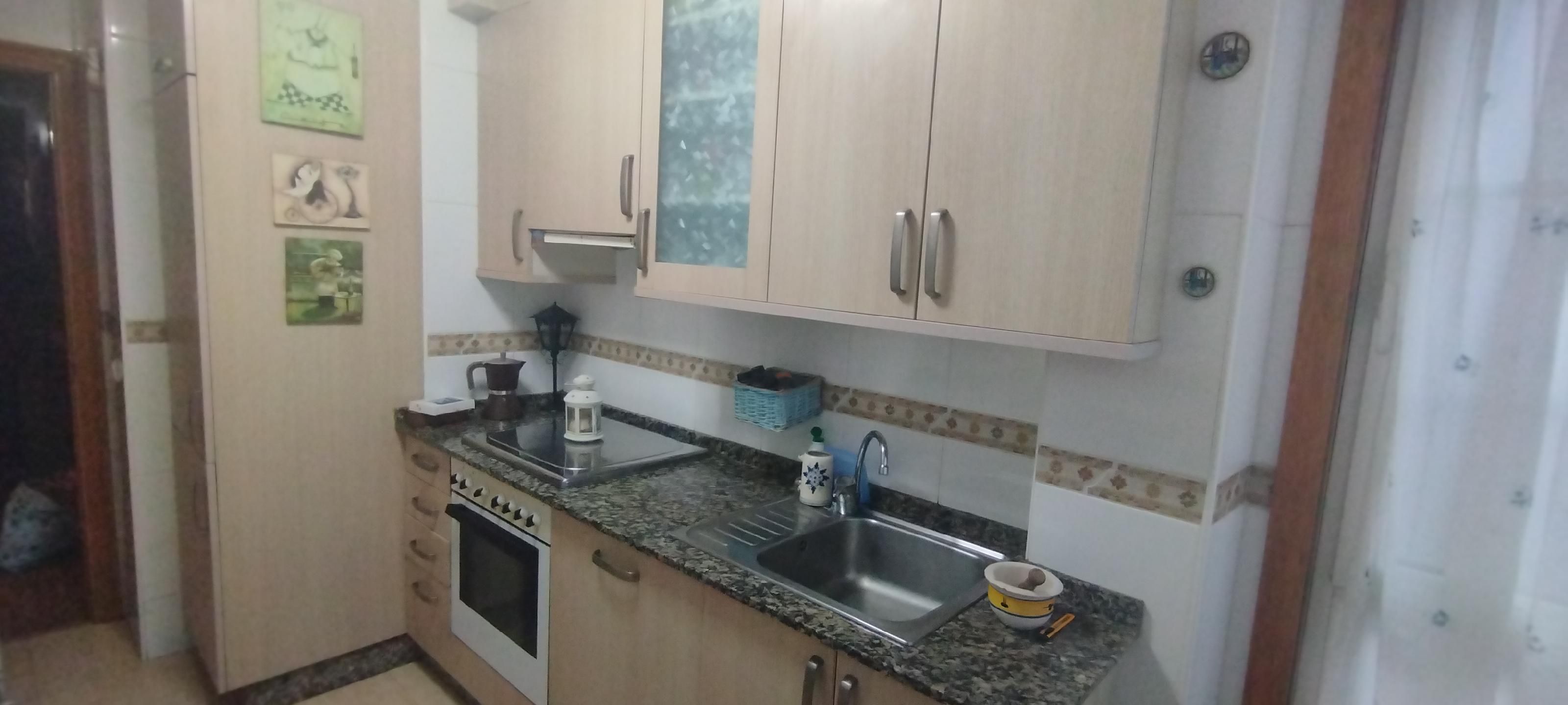 Cuina de Pis en venda en A Coruña Capital  amb Calefacció