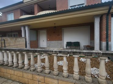 Casa con piscina in vendita a Hervencias Altas - El Pinar