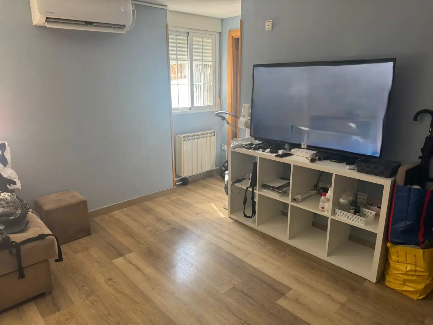 Flat for rent in Madrid  with Air Conditioner, Heating and Furnished