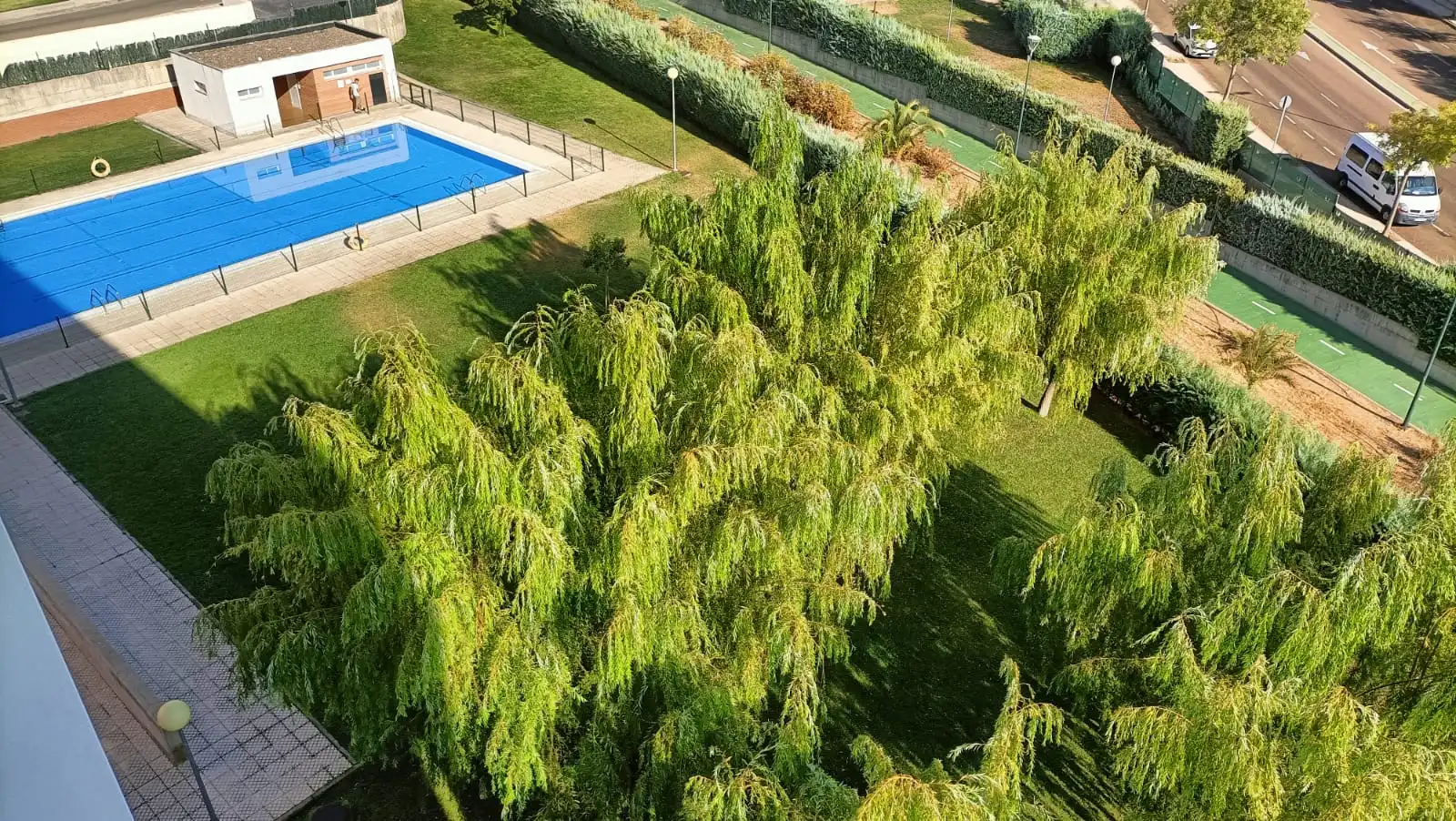 Piscina de Piso de alquiler en Badajoz Capital con Aire acondicionado, Jardín privado y Parquet