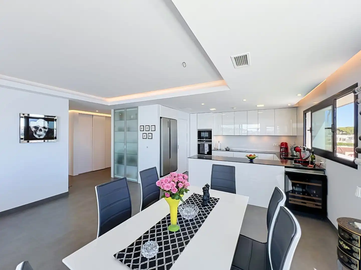 Penthouse with pool for sale in Cumbre del Sol, imagen 9