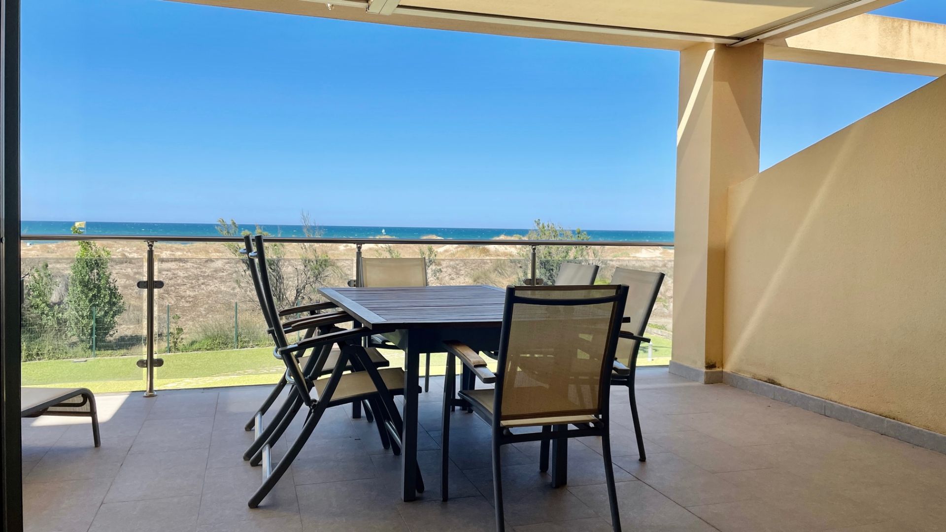 Terrasse von Wohnungen miete in Oliva mit Klimaanlage, Terrasse und Möbliert