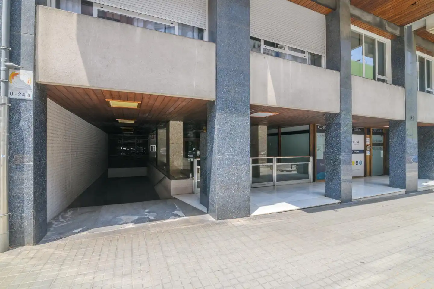 Vista exterior de Pis en venda en Barcelona amb Aire condicionat, Calefacció i Parquet