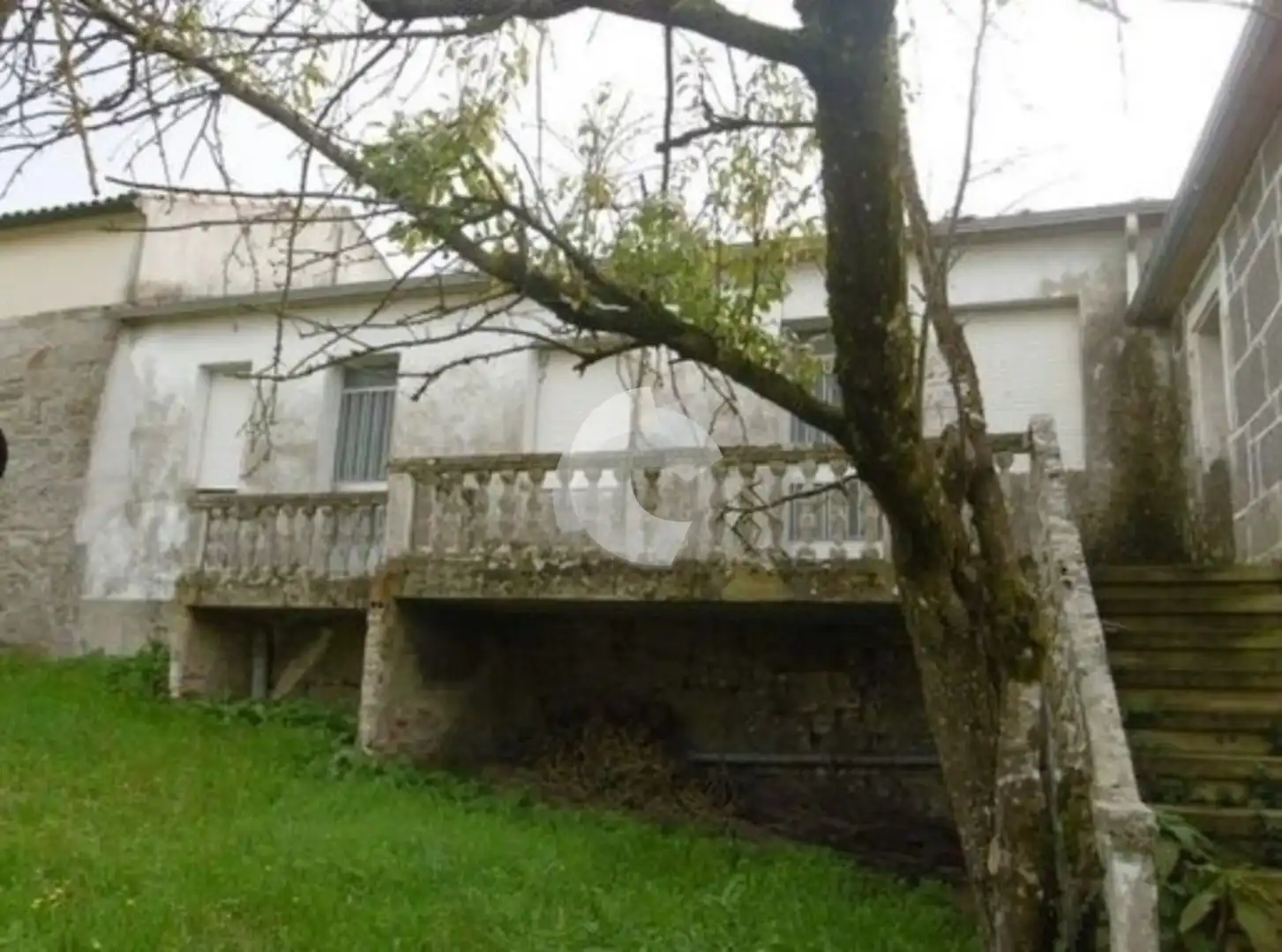 Exterior view of Detached homes for sale in Coles  with Private garden