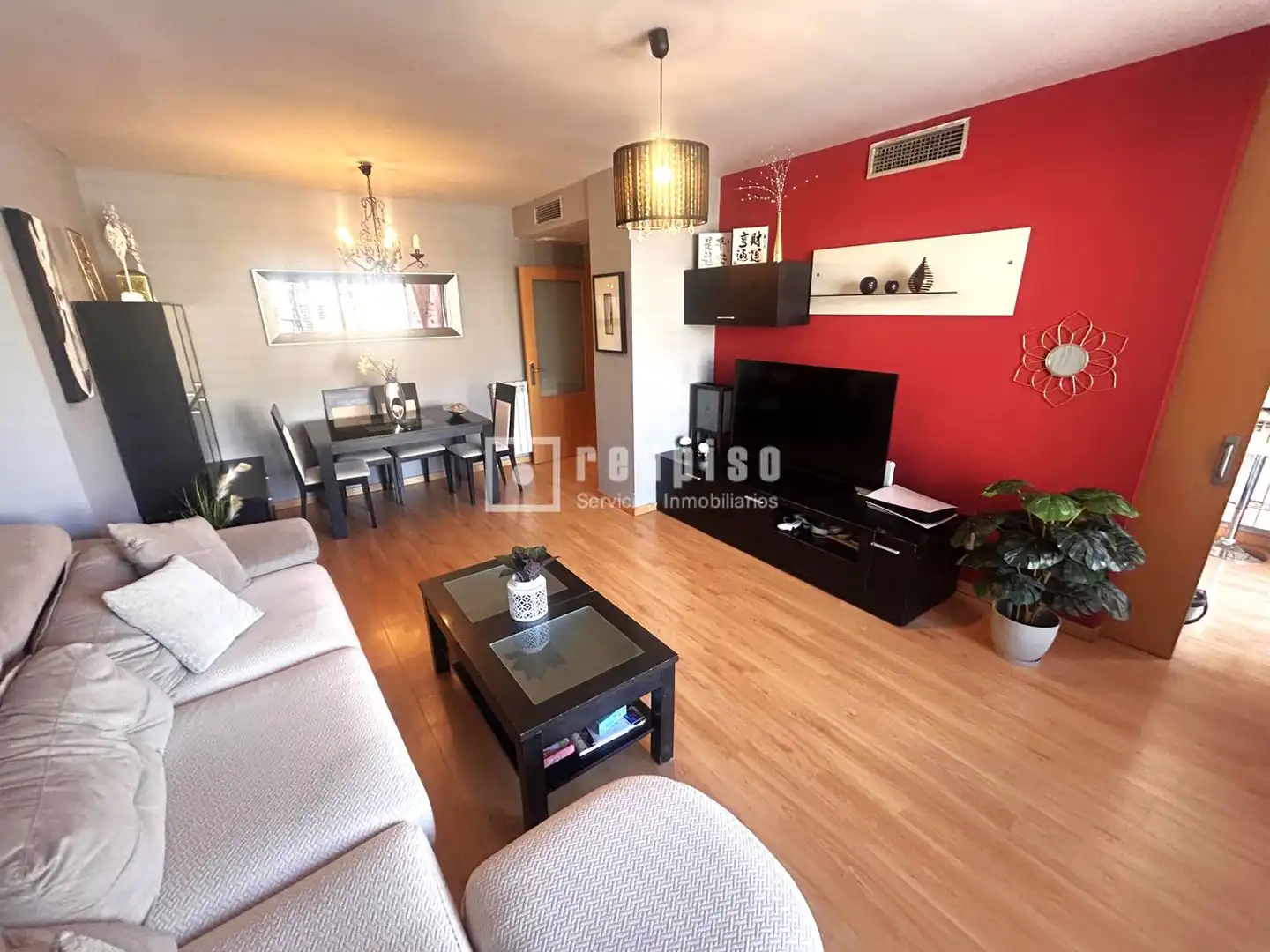 Living room of Flat for sale in Parla  with Air Conditioner, Heating and Private garden