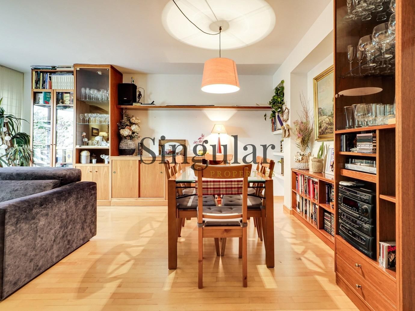 Dining room of Flat for sale in Terrassa  with Air Conditioner, Heating and Parquet flooring