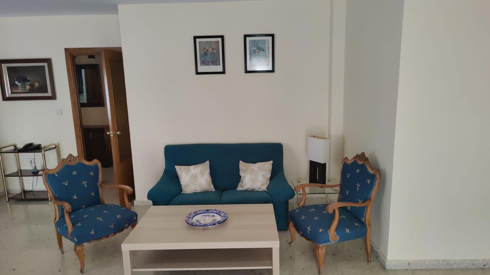 Sala d'estar de Pis de lloguer en  Granada Capital amb Aire condicionat i Calefacció