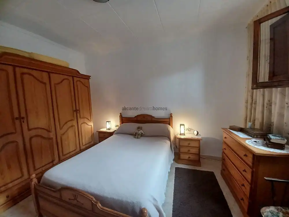 Dormitori de Casa o xalet en venda en Yecla