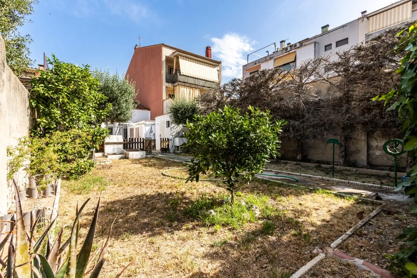 Jardí de Casa o xalet en venda en Castellar del Vallès amb Aire condicionat, Calefacció i Jardí privat