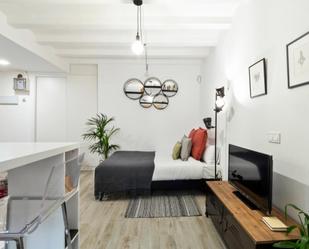 Study to rent in El Raval