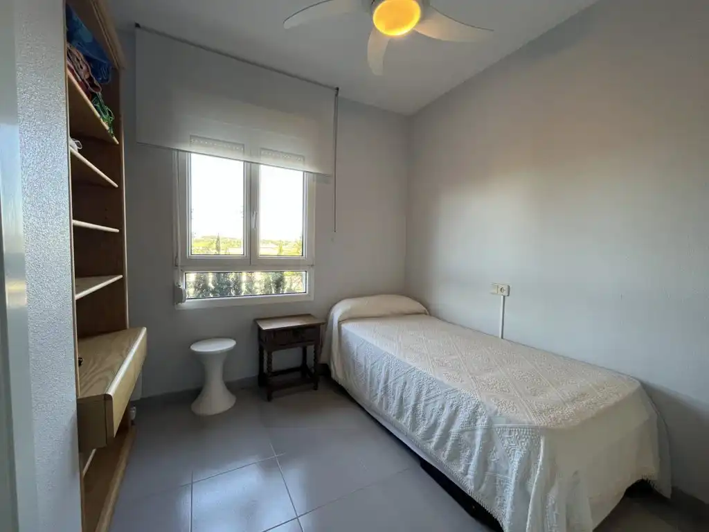 Habitación de Piso en venta en Orihuela con Aire acondicionado, Terraza y Trastero