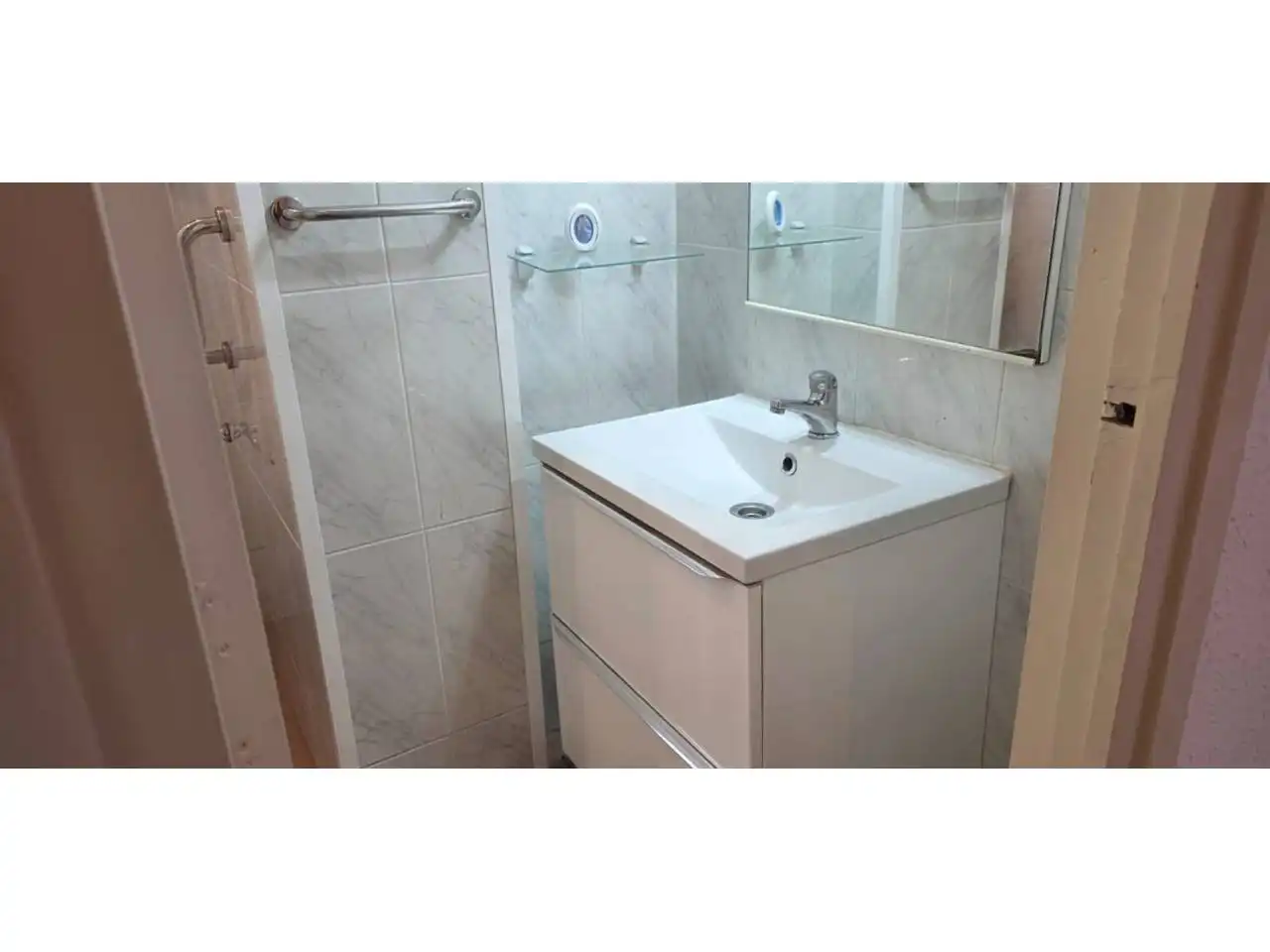 Baño de Piso en venta en Pineda de Mar con Calefacción y Terraza