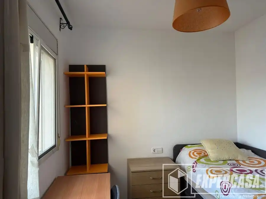 Bedroom of Houses for rent in La Pobla de Vallbona  with Air Conditioner, Heating and Terrace