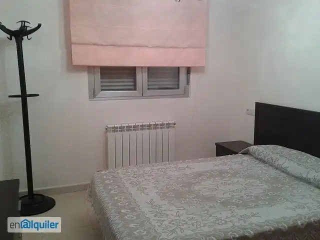 Dormitori de Apartament en venda en Castellanos de Moriscos amb Calefacció, Terrassa i Moblat