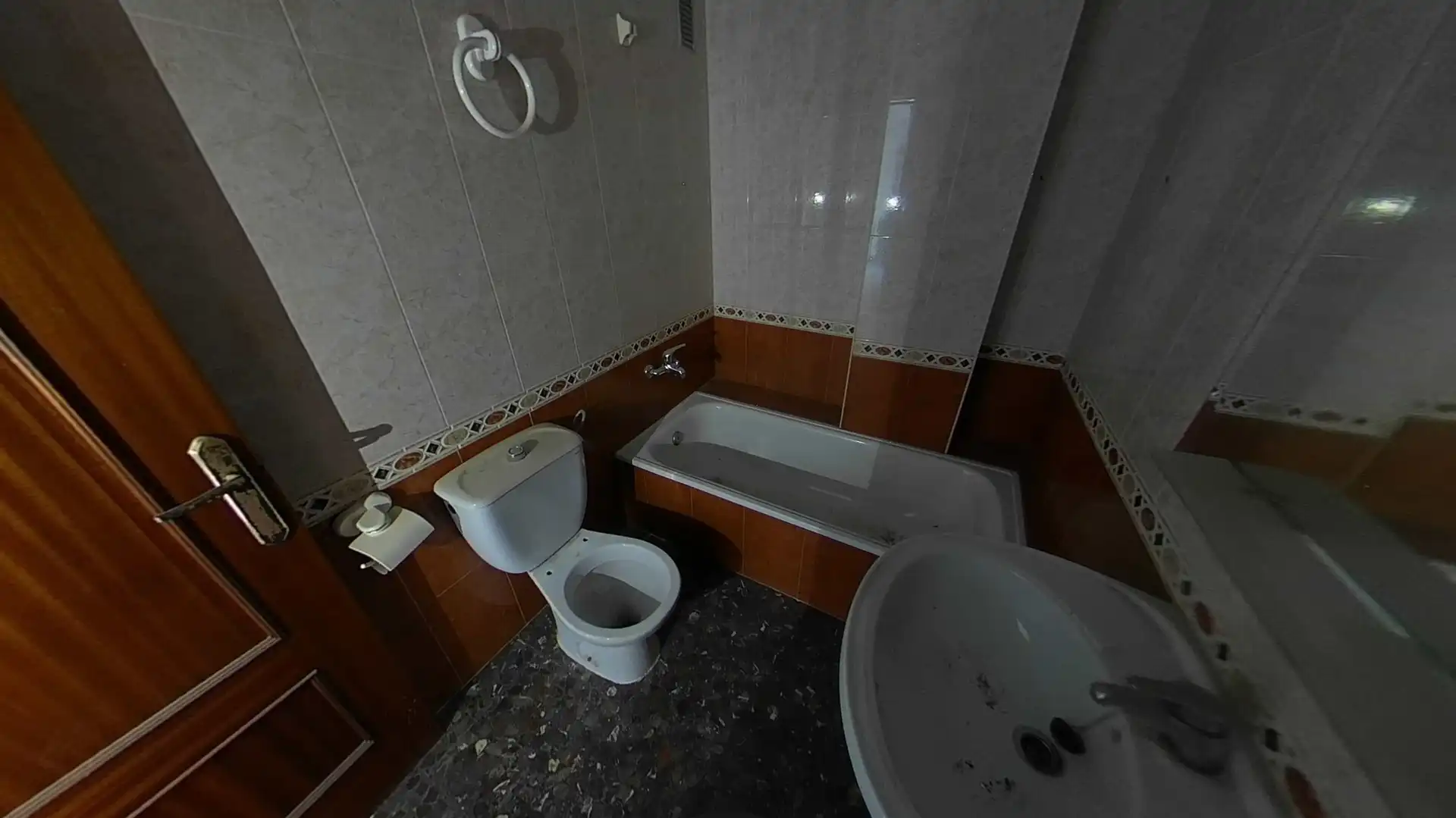 Baño de Piso en venta en Andújar con Terraza