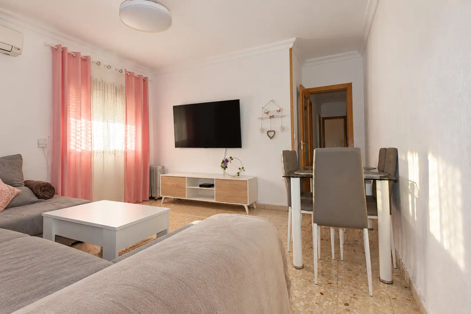 Living room of Flat for sale in Jerez de la Frontera