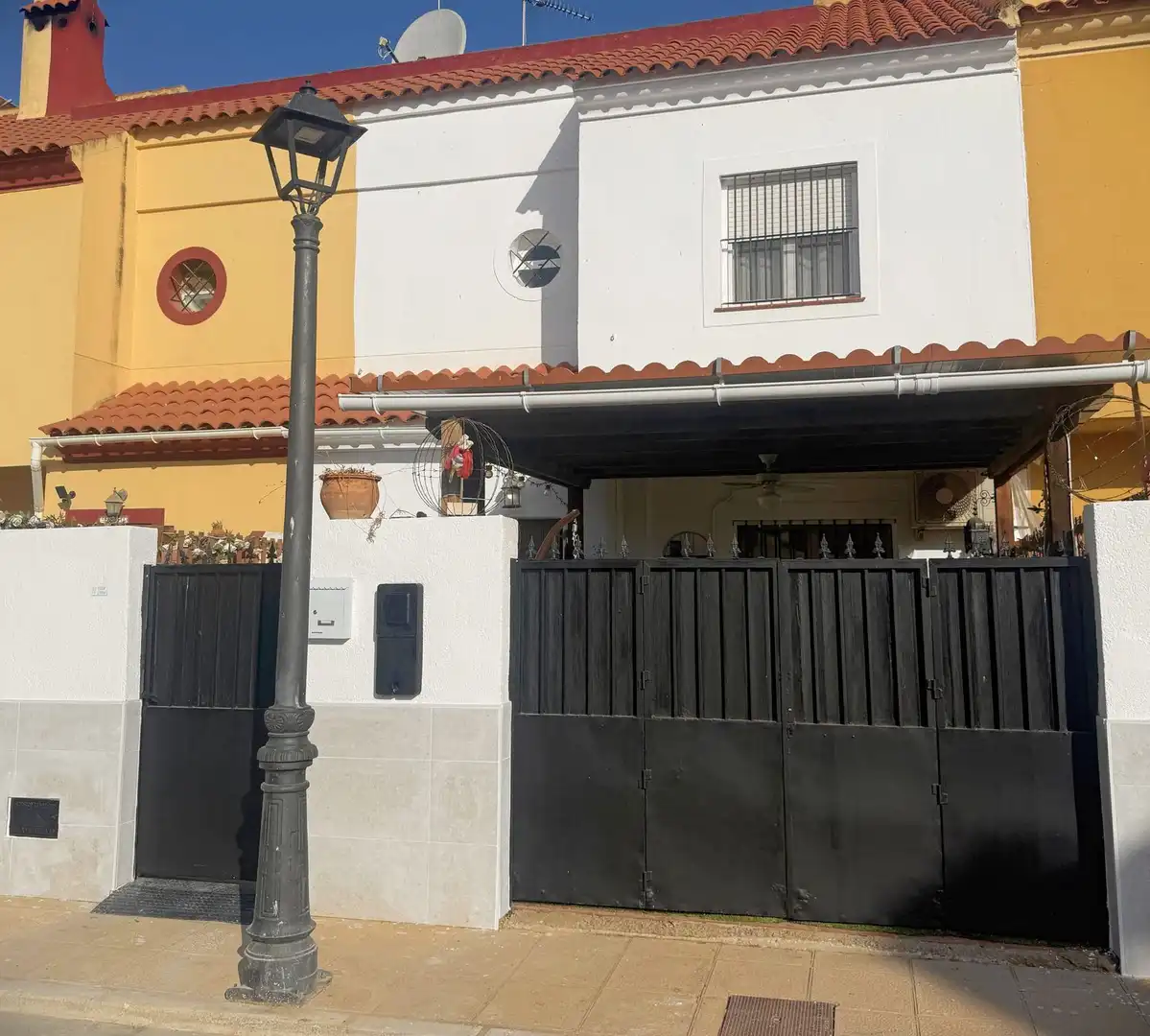 Adossat amb piscina en venda a Fuente de Piedra, imagen 4