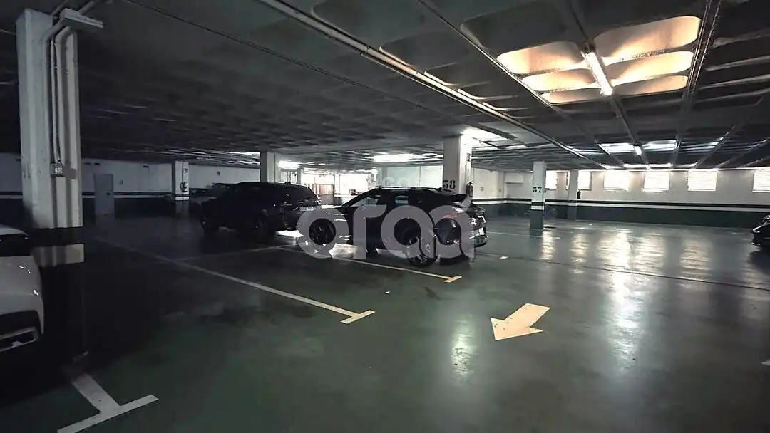 Parking de Ático en venta en Santurtzi  con Calefacción, Terraza y Amueblado