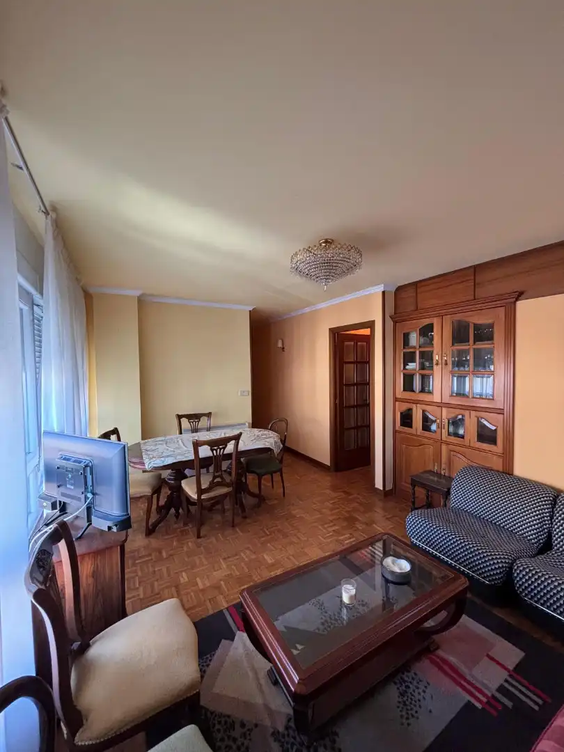 Comedor de Piso en venta en Ferrol con Amueblado, Horno y Lavadora