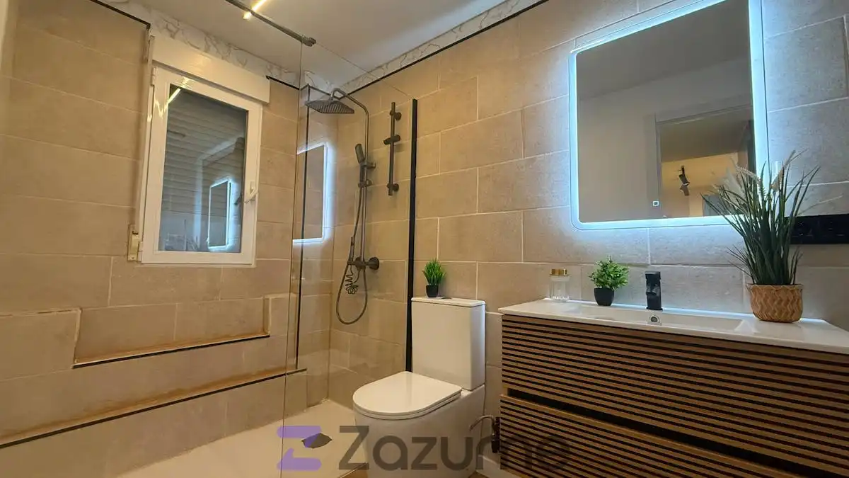 Bathroom of Flat for rent in Murcia  with Terrace, Furnished and Oven