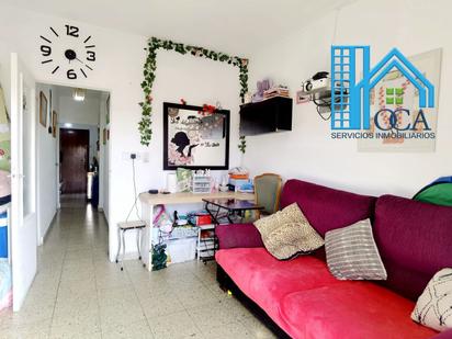 Living room of Flat for sale in  Madrid Capital  with Terrace and Furnished