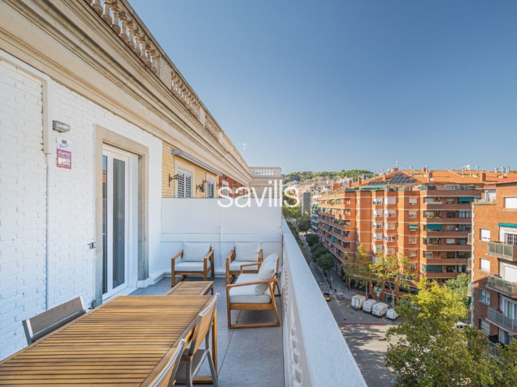Dormitori de Àtic en venda en  Barcelona Capital amb Terrassa
