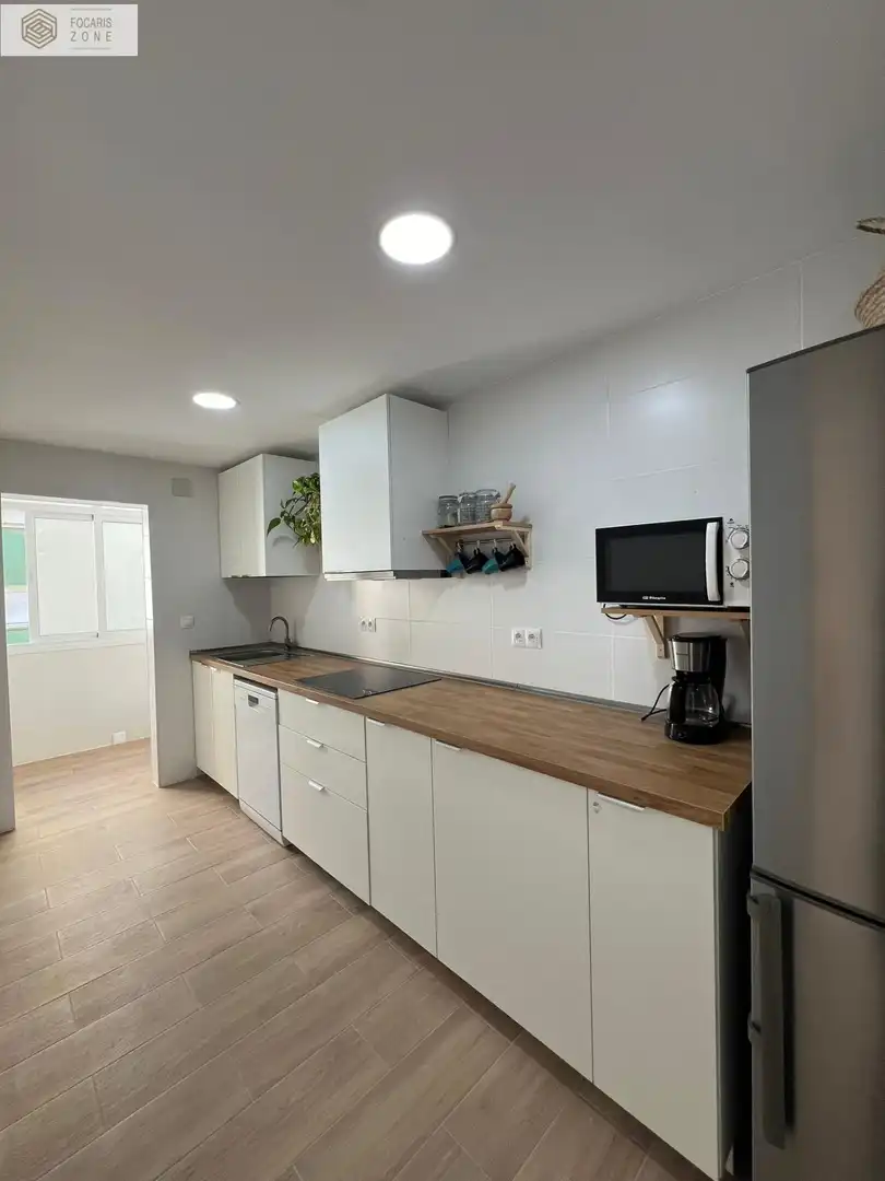 Kitchen of Flat for share in Málaga  with Terrace, Furnished and Balcony