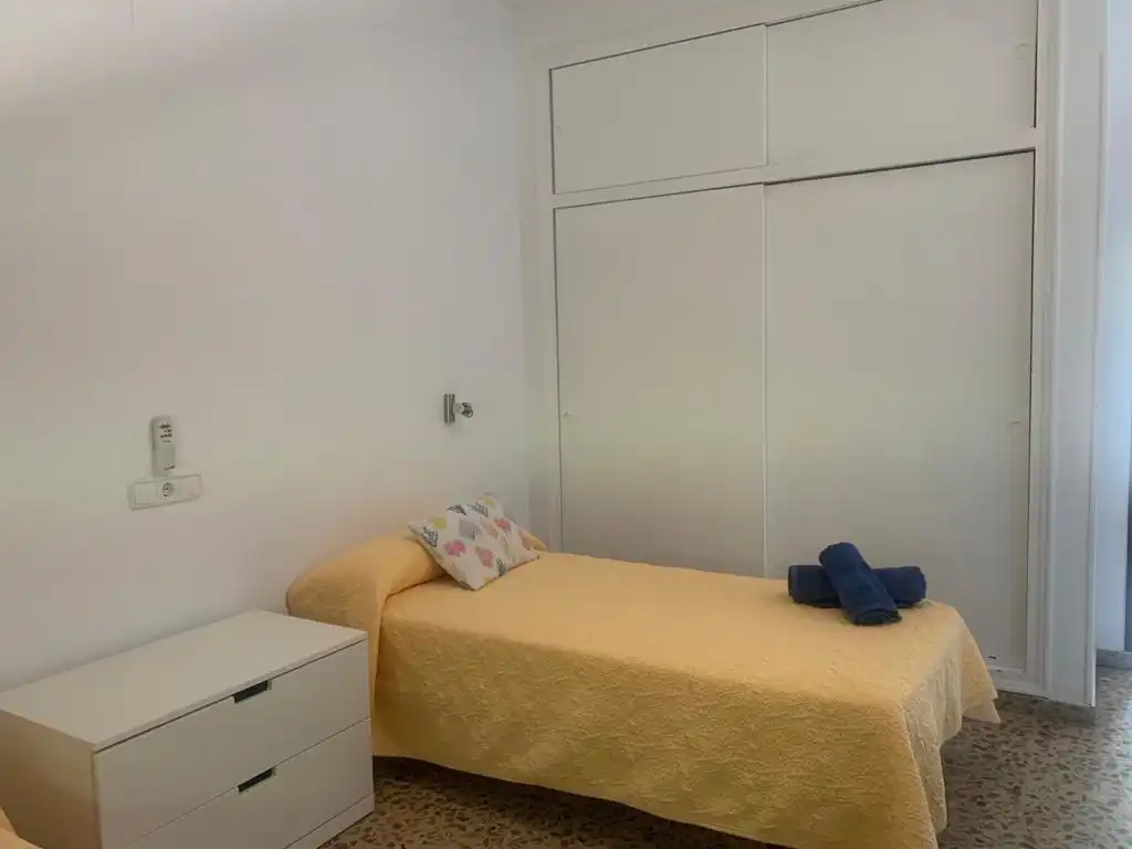 Schlafzimmer von Haus oder Chalet zur Miete in Dénia mit Klimaanlage, Heizung und Privatgarten