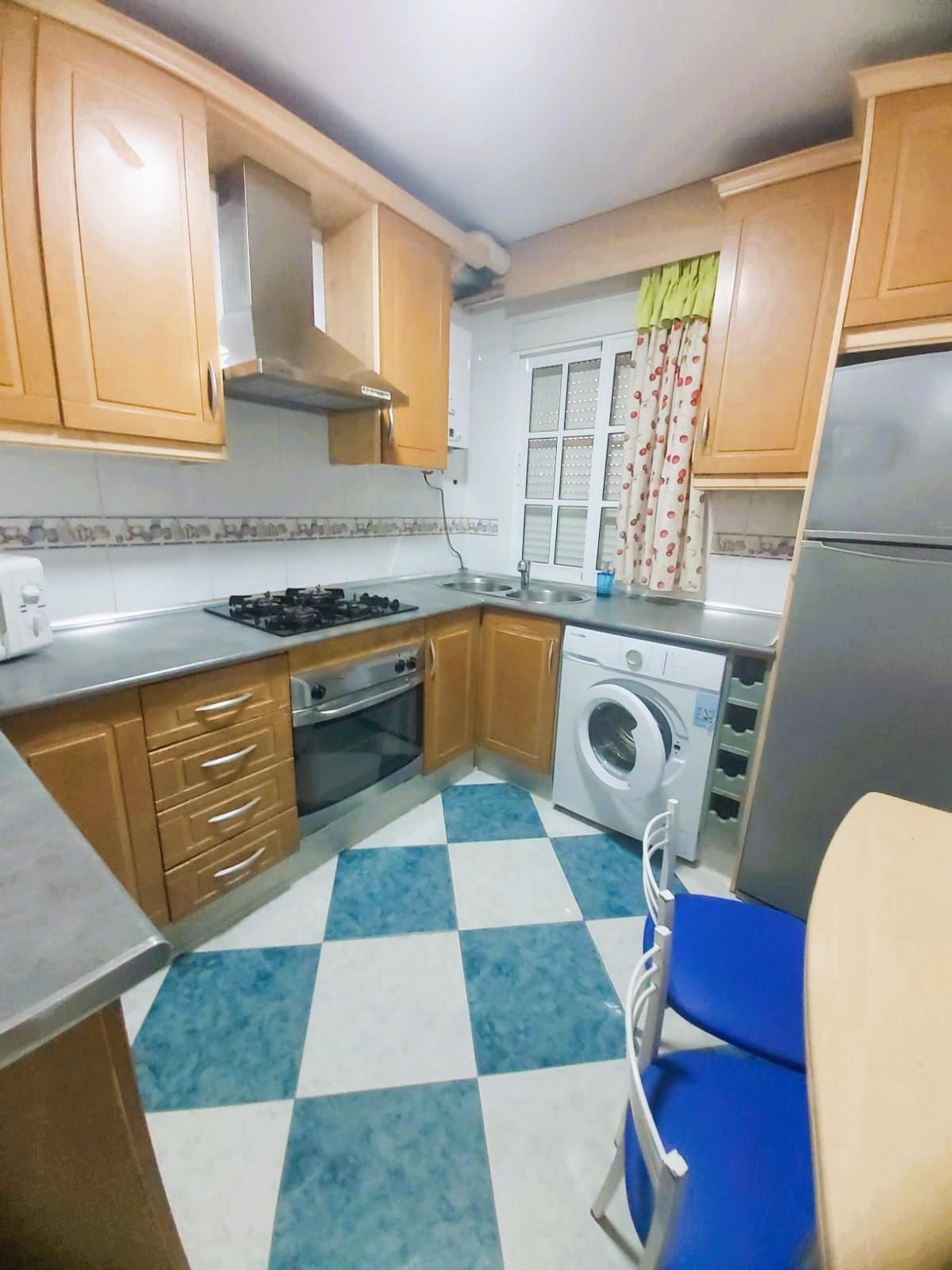 Kitchen of Planta baja for sale in Algeciras