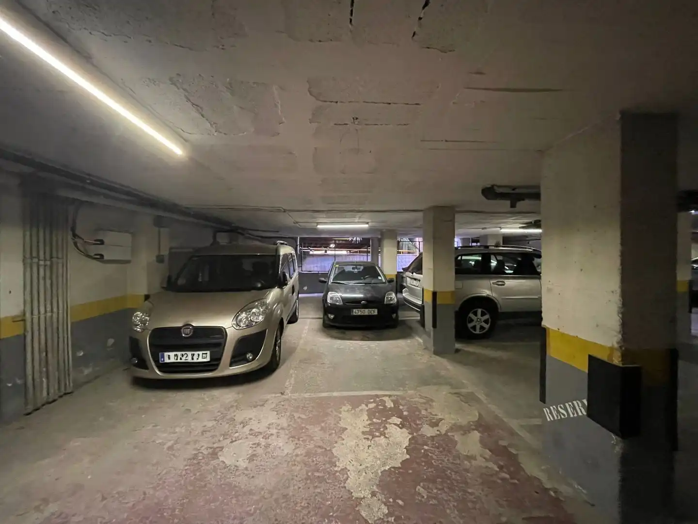 Parkplatz von Garage zum Verkauf in Girona