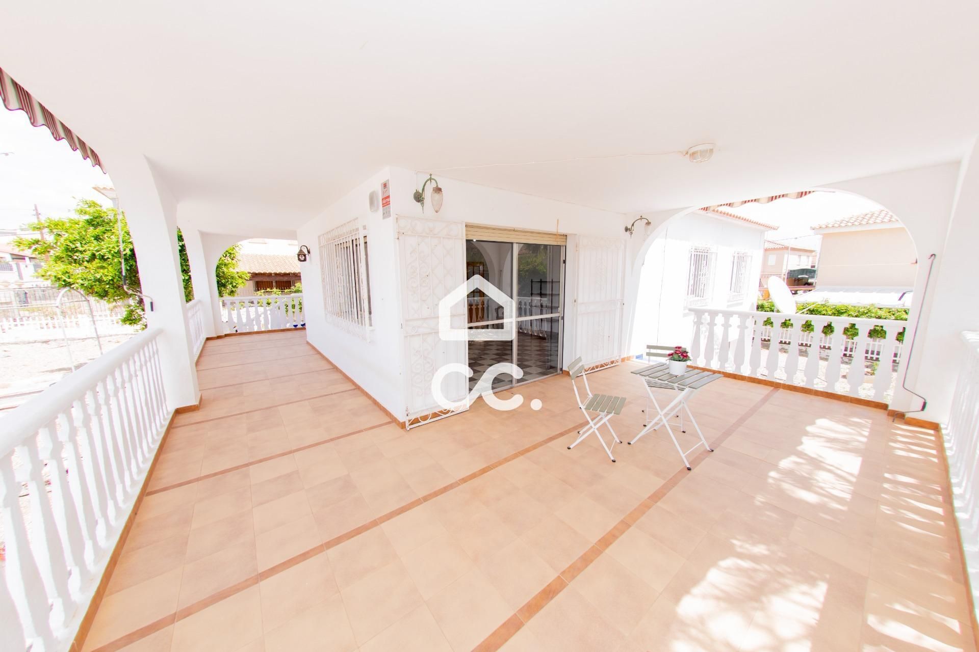 Terrassa de Casa o xalet en venda en Águilas amb Calefacció, Jardí privat i Terrassa