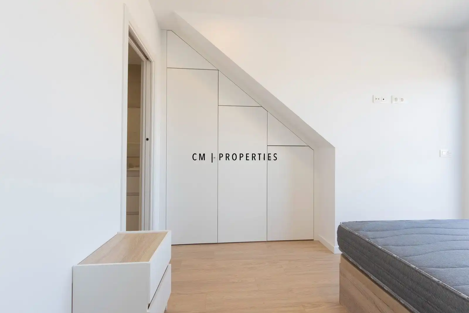 Habitación de Ático de alquiler en Sagunto / Sagunt con Aire acondicionado, Calefacción y Parquet