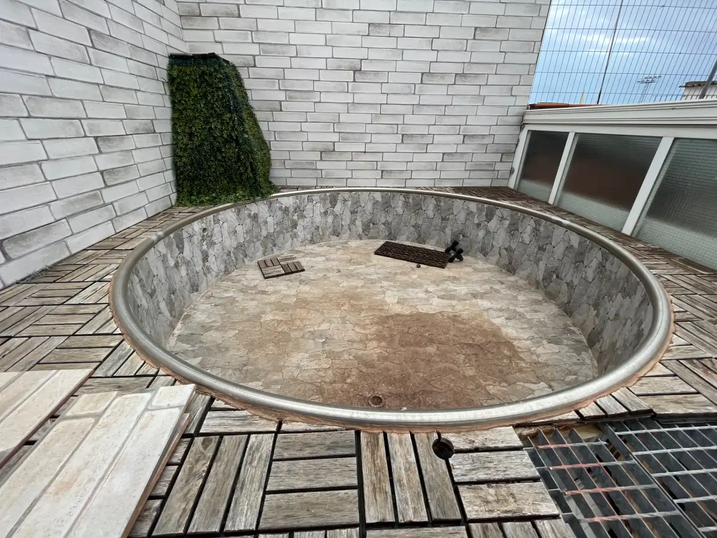 Piscina de Casa adosada en venda en Coria del Río amb Aire condicionat, Calefacció i Terrassa
