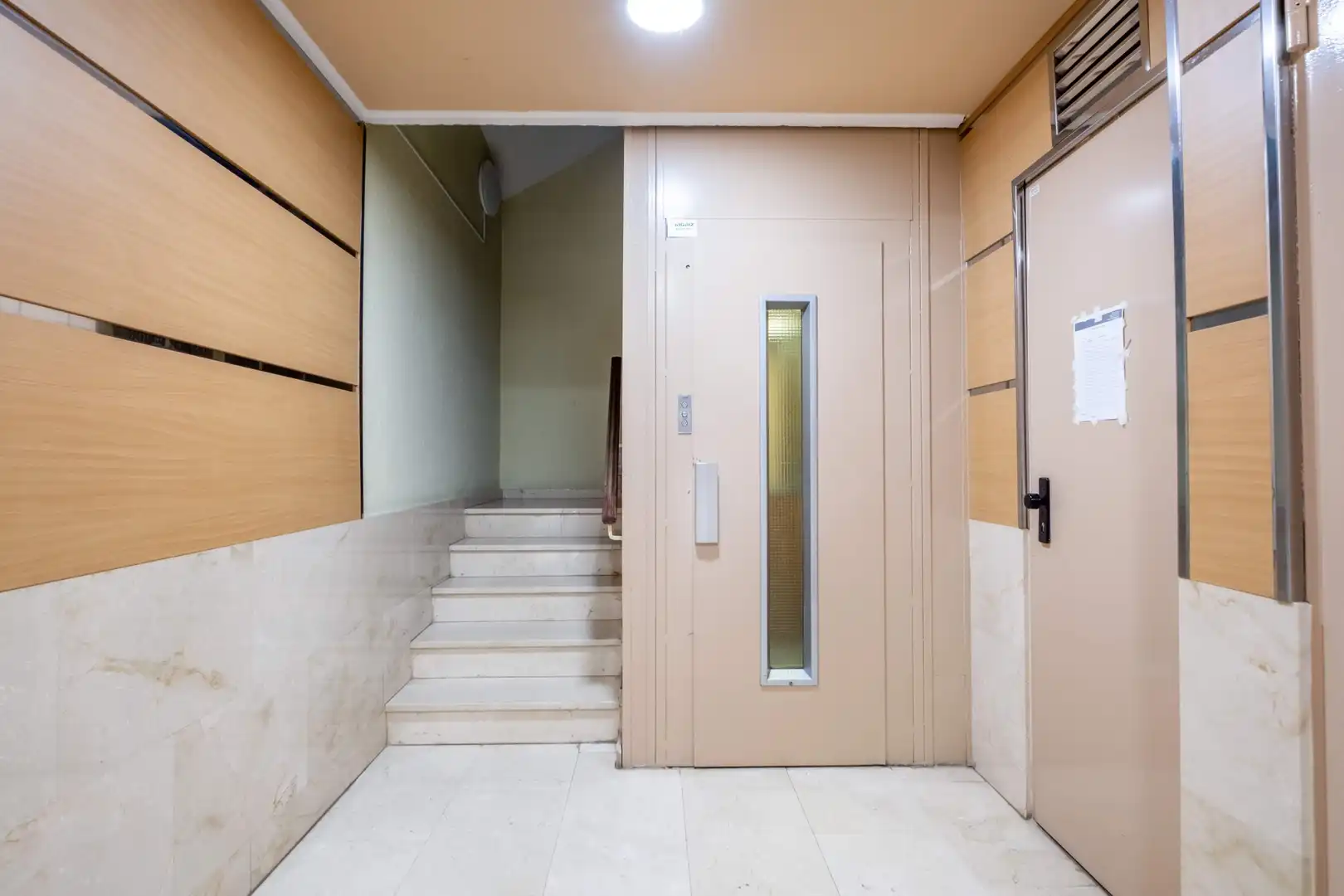 Ático en venta en Zaragoza con Calefacción, Parquet y Terraza