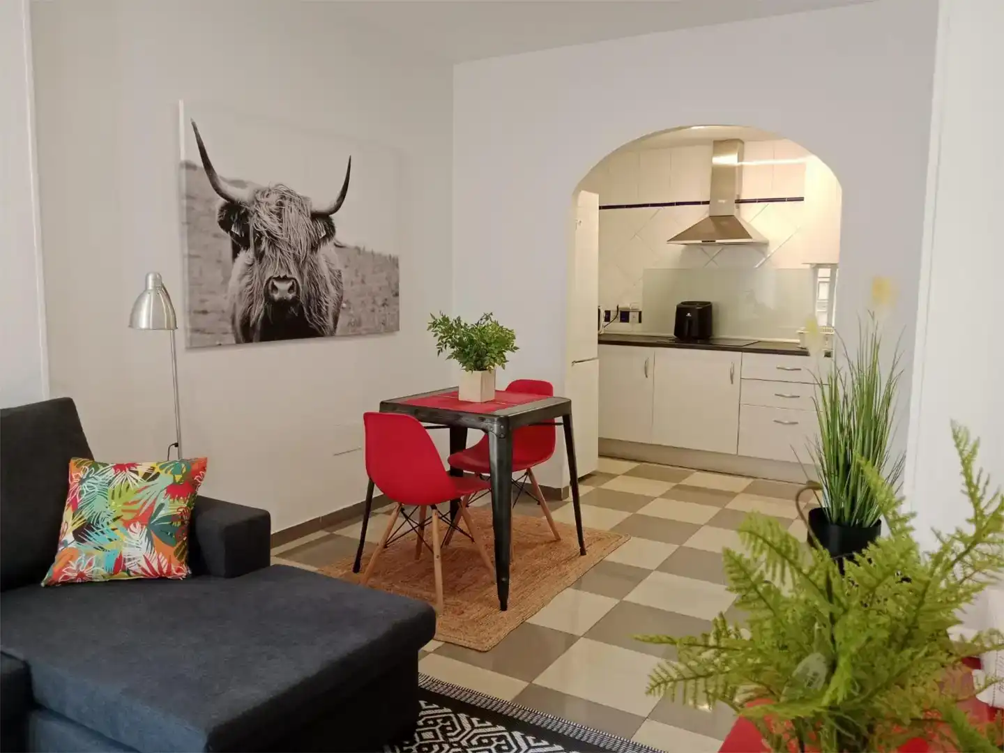 Menjador de Apartament en venda en Roquetas de Mar amb Aire condicionat