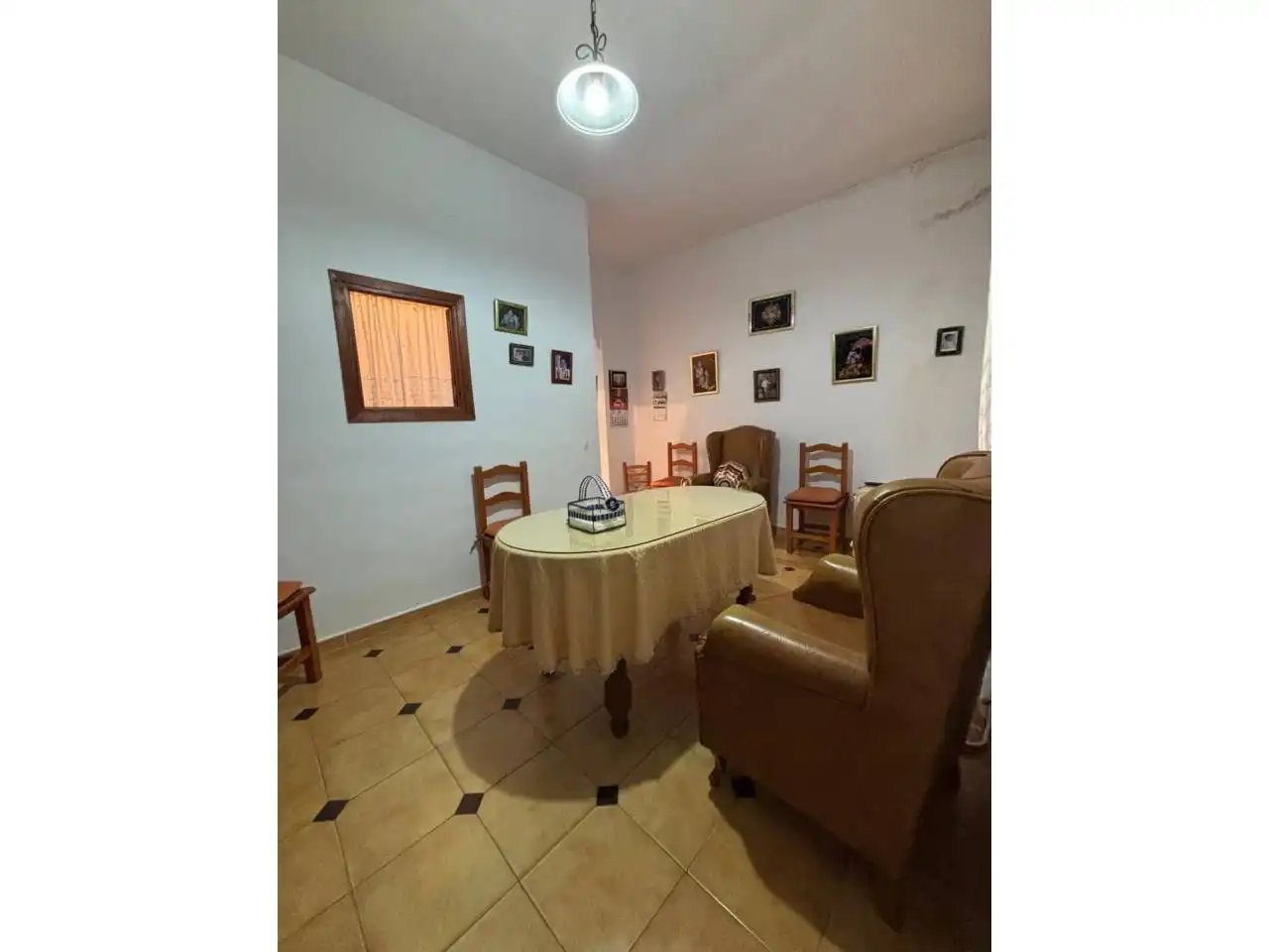 Menjador de Casa o xalet en venda en San Bartolomé de la Torre amb Jardí privat