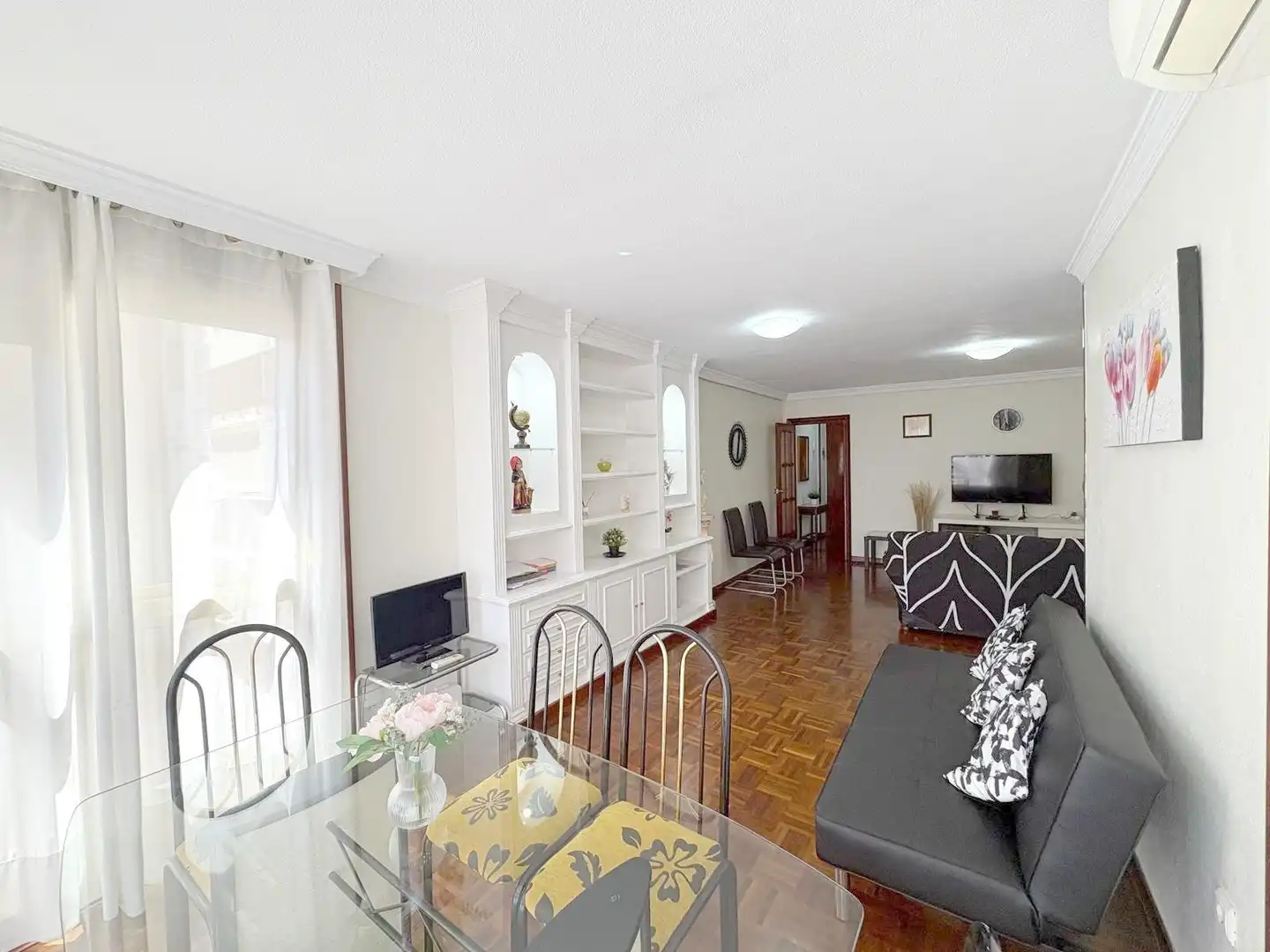 Sala de estar de Piso en venta en Málaga con Aire acondicionado, Parquet y Terraza