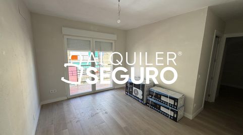 Foto 2 de Piso de alquiler en San Pablo, Santos, Leganés