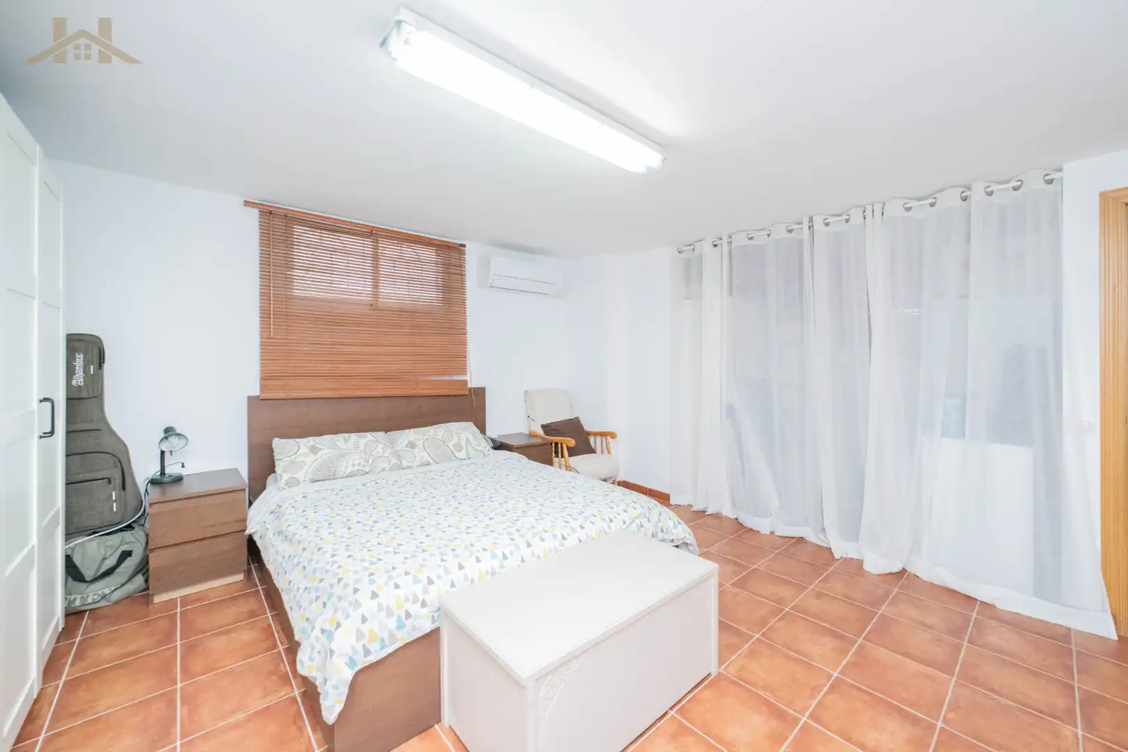 Habitación de Casa o chalet en venta en Ugena con Aire acondicionado, Calefacción y Jardín privado